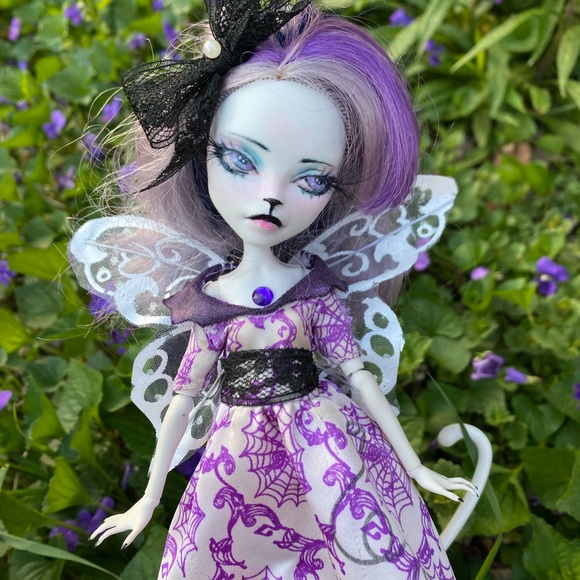 Catrine DeMew Monsterhigh doll custom OOAK - Picture 6 of 7